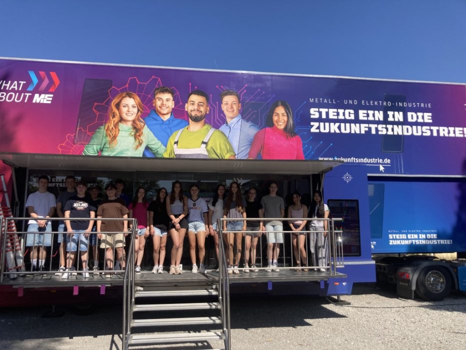 M+E-Infotruck zu Gast in Schrobenhausen